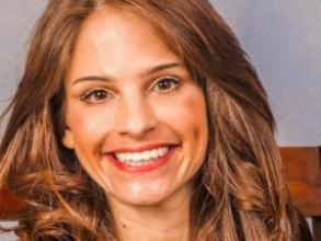 Photo of Jenni Sacks